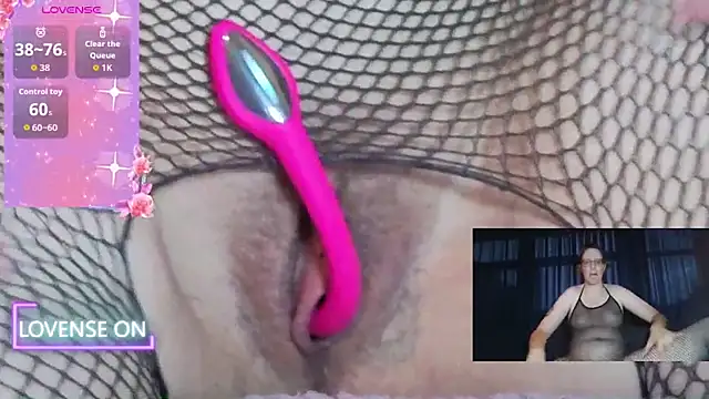 Snapshot of PernillaGirl chatting on October 12, 4:31 pm PernillaGirl online show from October 12, 4:31 pm
