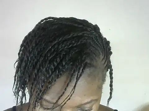 Snapshot of Pretty-emmie chatting on September 18, 11:09 am Pretty-emmie online show from September 18, 11:09 am