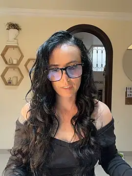 AndreaValencia online show from July 14, 8:13 pm