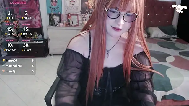 Snapshot of Avril2001 chatting on September 14, 9:45 pm Avril2001 online show from September 14, 9:45 pm