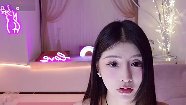 Momoever123456 online show from April 1, 2:58 pm