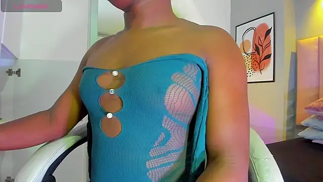Snapshot of SofiaBrouw chatting on September 29, 12:43 pm SofiaBrouw online show from September 29, 12:43 pm