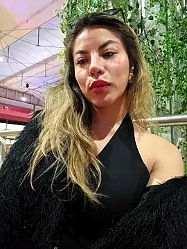 Karen San Miguel online show from October 24, 10:39 pm