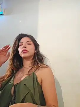 Karen San Miguel online show from March 7, 7:54 pm