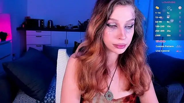 tenderdreams online show from October 24, 8:27 pm