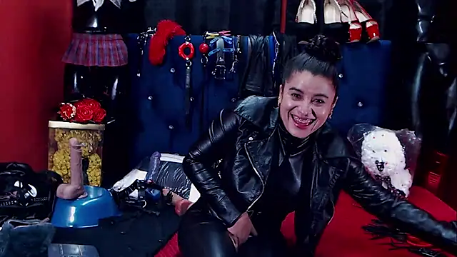 Hannamariana online show from February 9, 2:19 pm