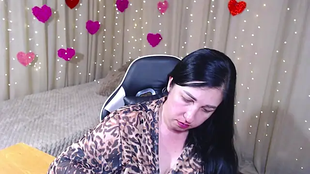 JillStevens online show from May 15, 4:49 am