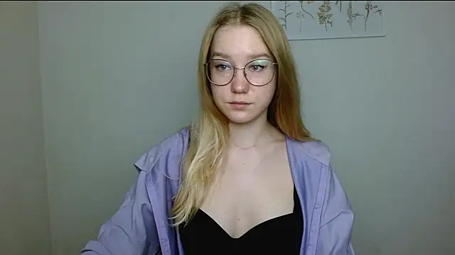 cindi hot online show from November 1, 10:30 am