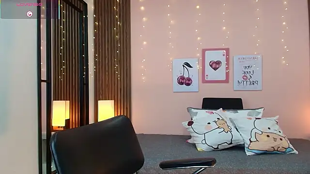 alina martinelli online show from March 19, 4:00 pm