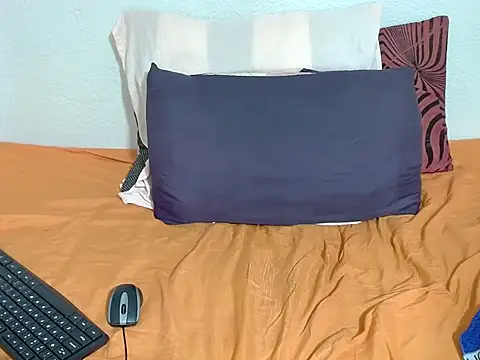 BBW42LL online show from March 6, 8:59 pm