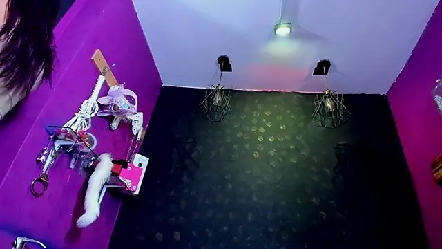 Alexa Slave online show from May 29, 7:23 pm