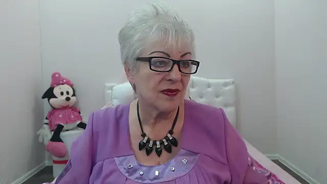 KayleSmoll online show from July 28, 6:42 pm