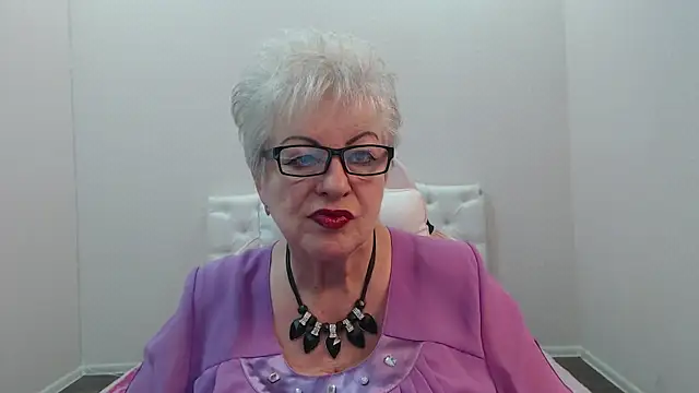 KayleSmoll online show from July 19, 6:54 pm