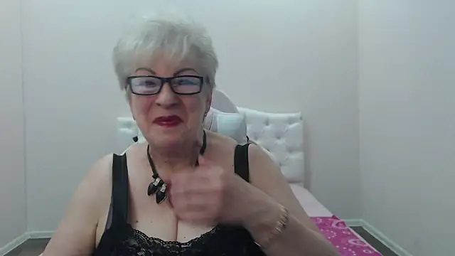 KayleSmoll online show from July 24, 6:49 pm