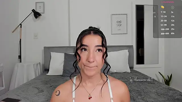 Hannaos online show from November 24, 11:01 am