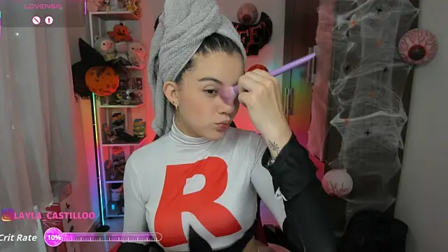 Layla castilloo online show from October 31, 4:55 pm