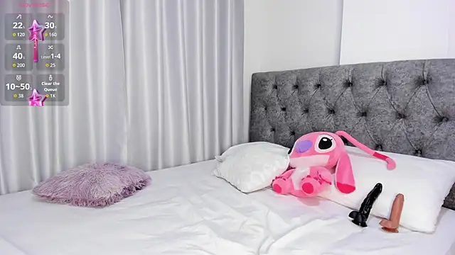 abbyfoxx  online show from September 23, 12:09 am