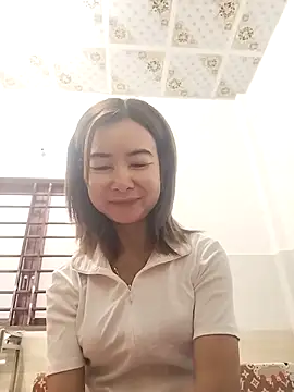 Sexy-ladyboobs20 online show from November 4, 1:32 am