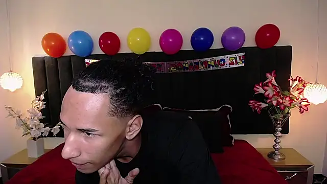 soft attraction online show from November 10, 7:42 pm