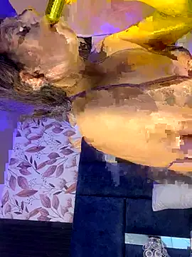 AmmyJones  online show from November 25, 6:53 pm