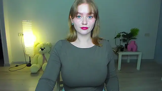 Snapshot of AidaPerry chatting on September 23, 7:23 pm AidaPerry online show from September 23, 7:23 pm