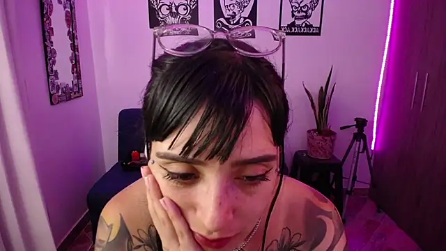 hibridaaa20 online show from September 25, 12:32 am