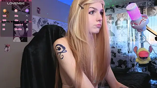 Reflexxxia  online show from March 23, 3:40 pm