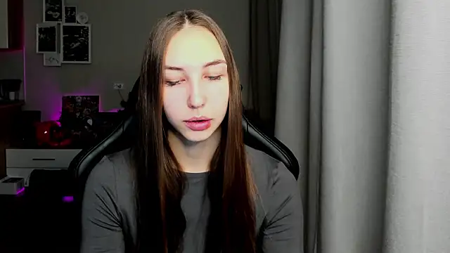 Sm0ly online show from November 24, 2:24 am