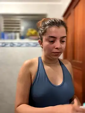 Cloew Marz online show from November 17, 9:04 pm