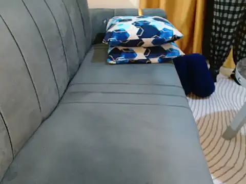 leslysexygirl online show from September 17, 4:32 am