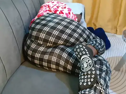 leslysexygirl online show from October 21, 9:35 am