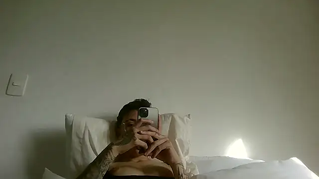 Cutie Shy  online show from July 3, 1:28 pm
