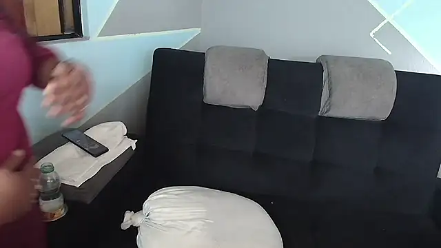 saggil23 online show from November 23, 8:54 pm