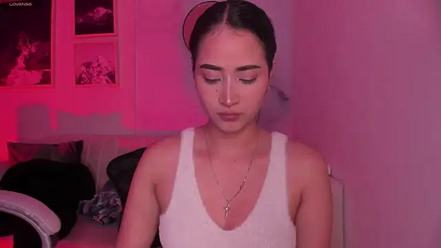 lara madisson online show from October 1, 5:56 am