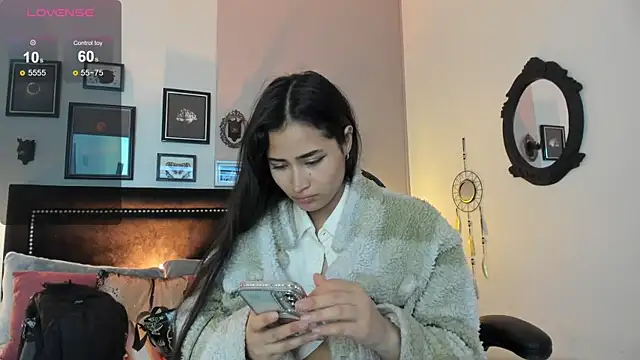 lara madisson online show from September 12, 12:11 am