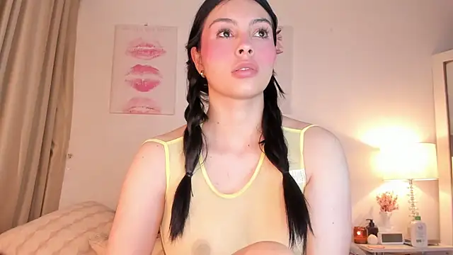 halseycox    online show from May 28, 5:38 am