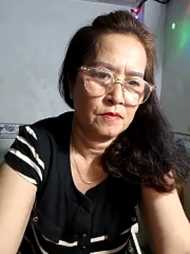 phnz online show from February 8, 8:34 pm