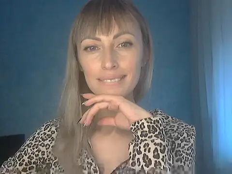 EffectMaya online show from November 20, 12:28 pm