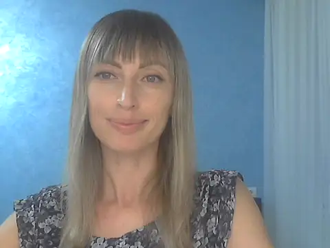 Snapshot of EffectMaya chatting on September 22, 4:05 pm EffectMaya online show from September 22, 4:05 pm