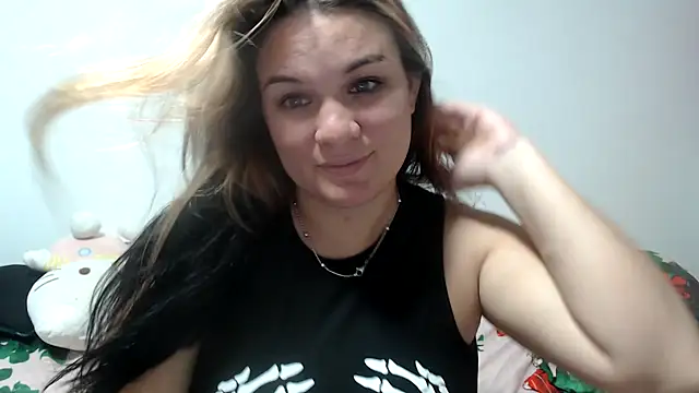 Snapshot of love_and_Lust chatting on October 18, 10:22 pm love and Lust online show from October 18, 10:22 pm