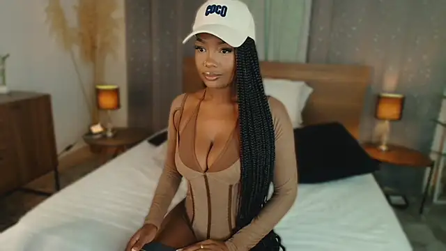 Isaa Coleman  online show from November 10, 7:53 pm