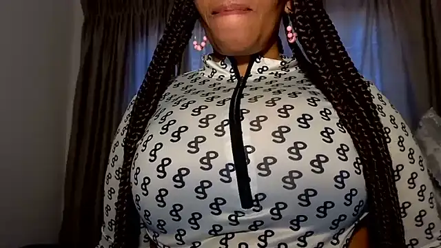 SexyFreaky  online show from July 28, 6:44 am