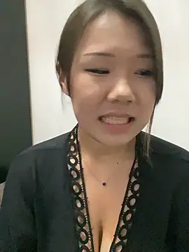 Kim SLO online show from June 14, 7:36 pm