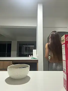 MelanieNoguera online show from April 2, 2:31 am