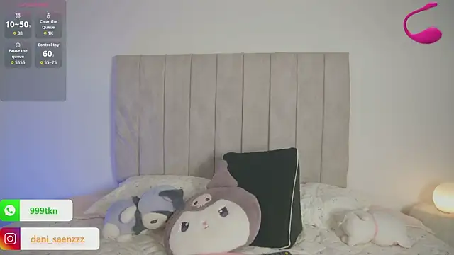 MelanieNoguera online show from March 7, 2:18 am