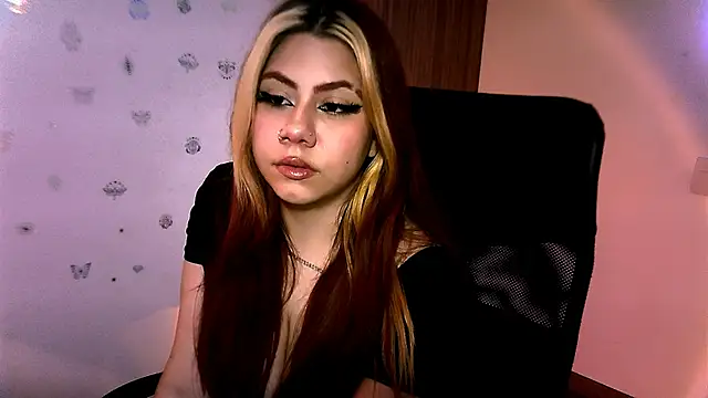 Snapshot of aliaa_boobs chatting on September 30, 2:28 am aliaa boobs online show from September 30, 2:28 am