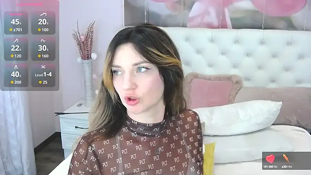 Snapshot of VioletUmi chatting on September 25, 9:30 am VioletUmi online show from September 25, 9:30 am