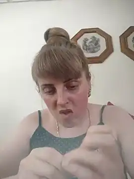 CoddessCrystal online show from May 28, 2:26 pm