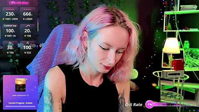 Snapshot of _HelenCarter chatting on October 6, 9:08 pm HelenCarter online show from October 6, 9:08 pm