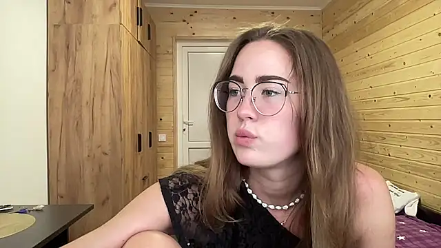 luxie milady online show from June 10, 11:31 am